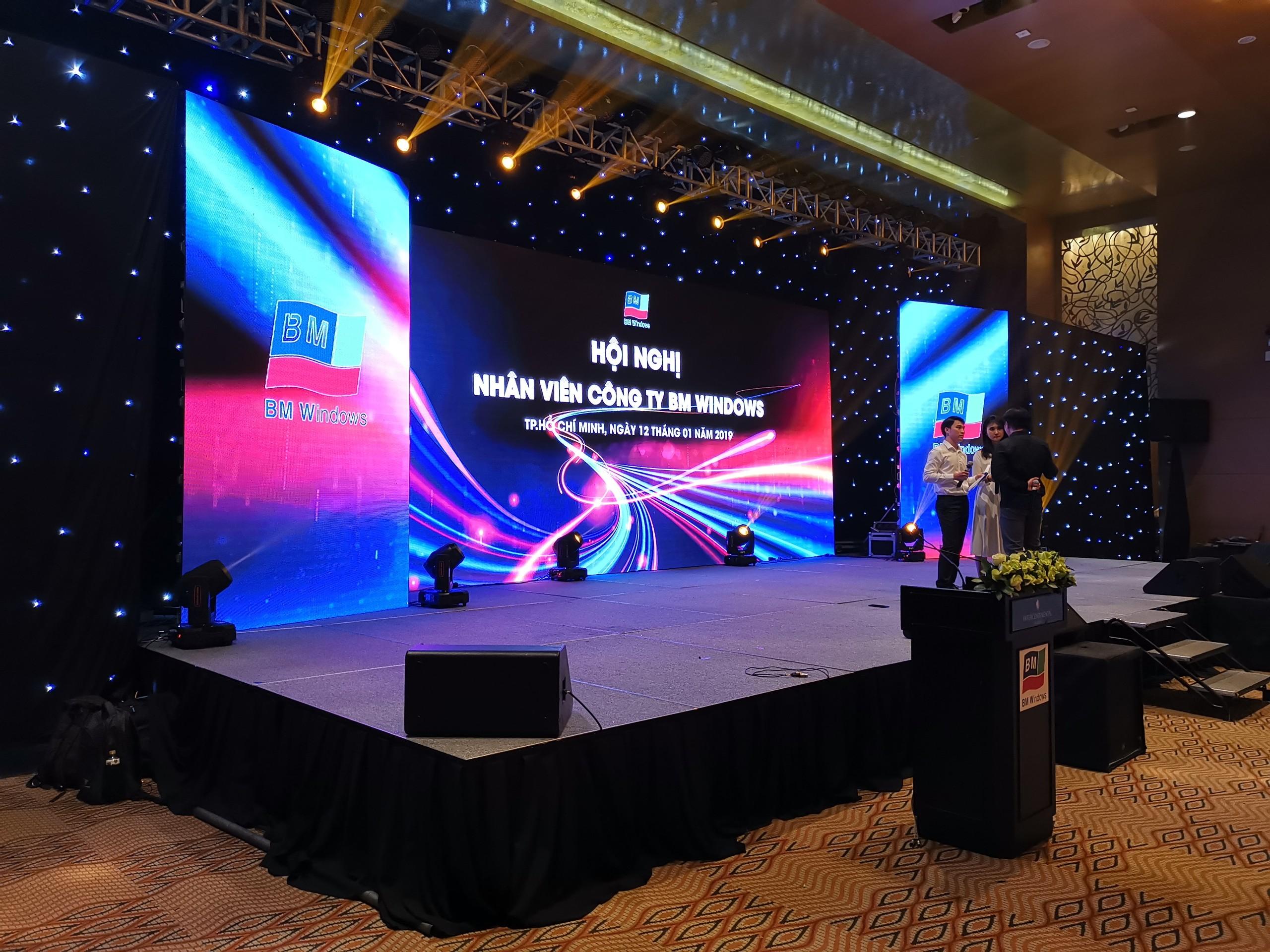 Cho Thuê Màn Hình LED TPHCM Uy Tín, Chuyên Nghiệp | HKH Solutions